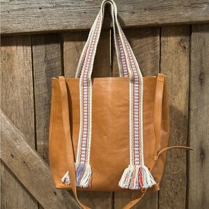 Like new Madewell bag with woven straps